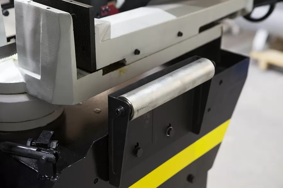 Станок ленточнопильный Stalex BS-260G