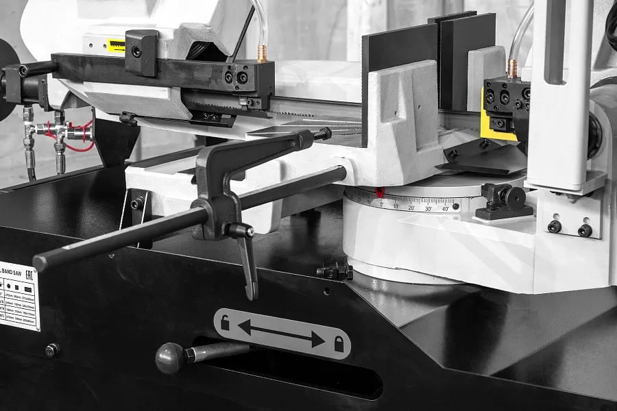 Станок ленточнопильный Stalex BSM-270GH