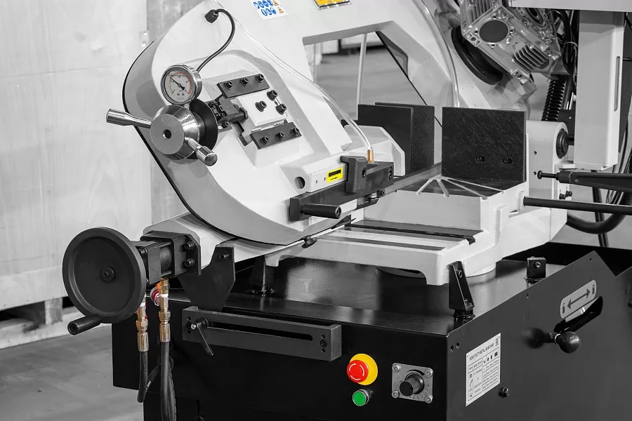 Станок ленточнопильный Stalex BSM-270GH