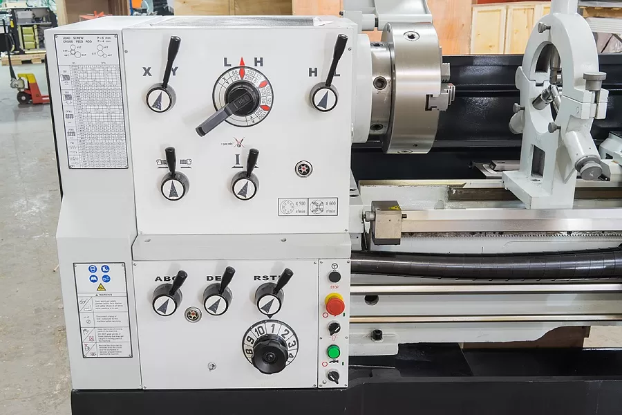 Станок токарно-винторезный STALEX C6251/1000