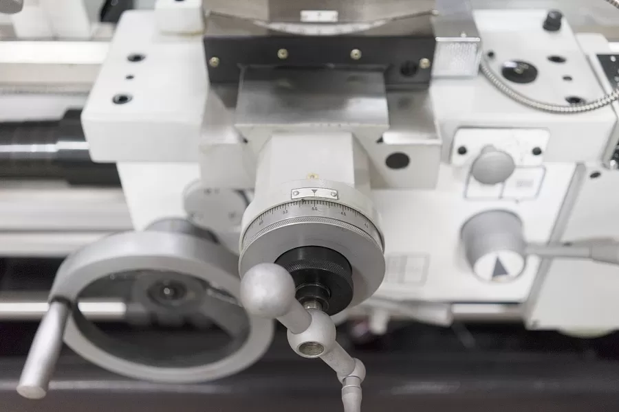 Станок токарно-винторезный STALEX C6246E/1000